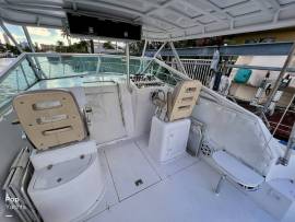 1985, Chris-Craft, 333 Commander Sport