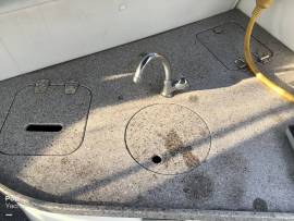2005, Rinker, 312 Fiesta Vee
