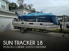 2020, Sun Tracker, 18 DLX Party Barge