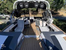 2017, Nautique, G25