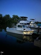 2000, Parker Marine, 2320 SC