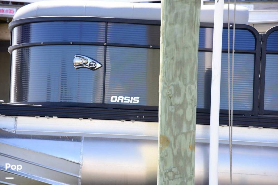 2022 Manitou 23 Bar Oasis VP Power Boats, Tritoon Boats For Sale in