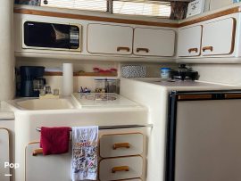 1992, Sea Ray, 330 Express Cruiser