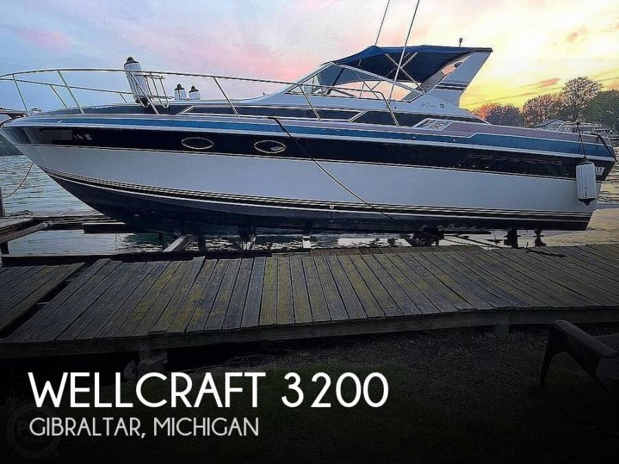 1988, Wellcraft, 3200 St. Topez