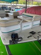 1995, Godfrey Pontoon, Hurricane 226